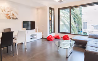 Sirkin Street 3BR Serviced Apartment