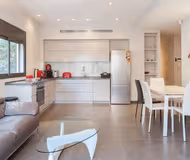 Sirkin Street 3BR Serviced Apartment