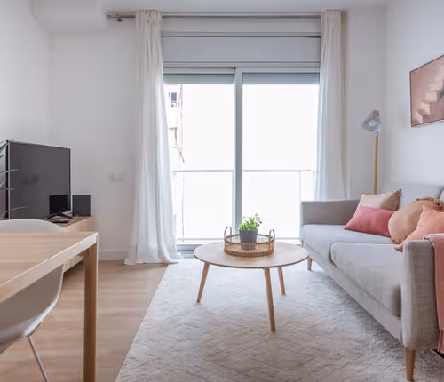 Antoni Service Apartment