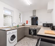 Herschell House - Central Location - Free Parking, Fast Wifi, SmartTV with Netflix