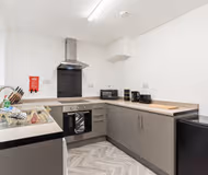 Herschell House - Central Location - Free Parking, Fast Wifi, SmartTV with Netflix