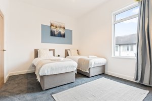 Herschell House - Central Location - Free Parking, Fast Wifi, SmartTV with Netflix