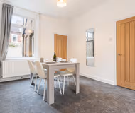 Herschell House - Central Location - Free Parking, Fast Wifi, SmartTV with Netflix