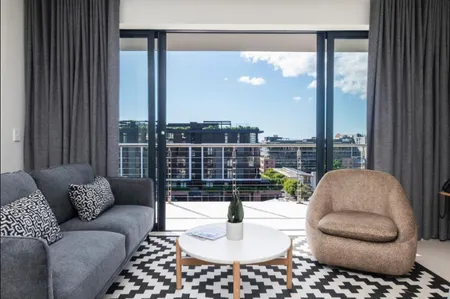 Prestwich St, Serviced Apartment