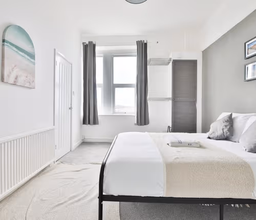 46 Knowle Road near Centre