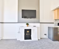 46 Knowle Road near Centre