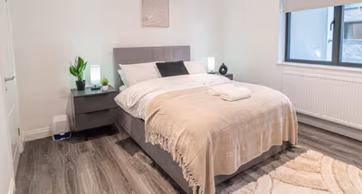 Brentwood Central Apartments