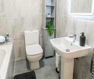 Brentwood Central Apartments