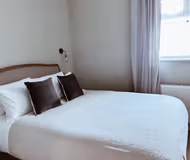 Pontcanna Sapphire at 86 Ryder St.