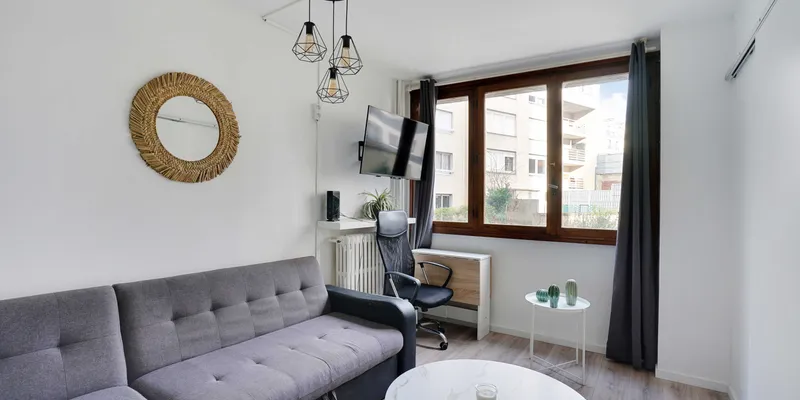 Victor Service Apartment