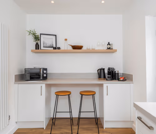 Crescent Apartment