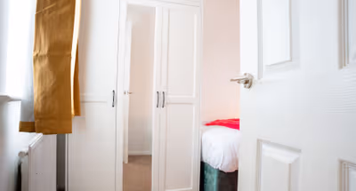 St Paul's Place With Garden And Parking