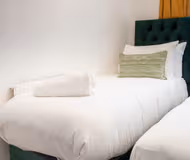 St Paul's Place With Garden And Parking