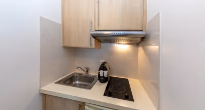 Alexandre Service Apartment