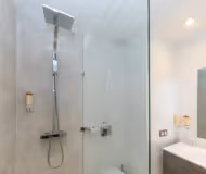 Alexandre Service Apartment