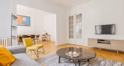Parisien Service Apartment