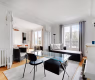 Lauriston Service Apartment