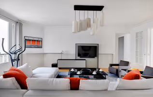 Lauriston Service Apartment