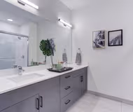 Ellinwood Ave Apartment