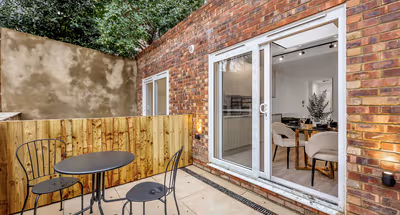 Hilldrop Road Serviced Apartment