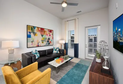 Spring St Apartment