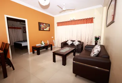 Aces Cross Lane Service Apartment