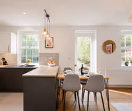 Long Stays 4 Bed 2 Bath Parking