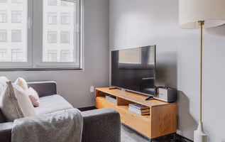 L St Northwest -2 Apartment