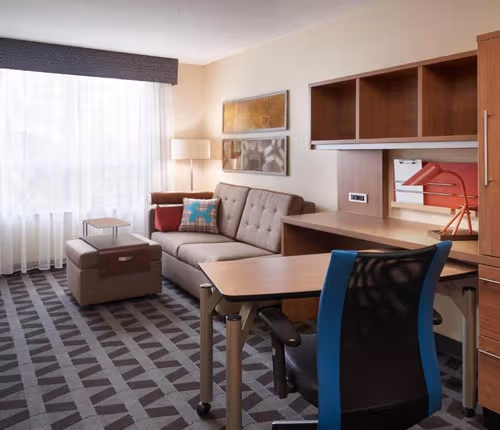 Dougall Ave Apartment