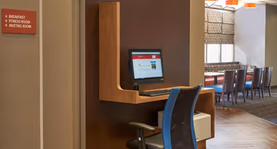 Dougall Ave Apartment