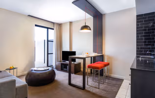Hindmarsh Square Serviced Apartment