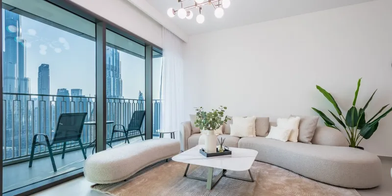 Three Bedroom apartment at Downtown Views II
