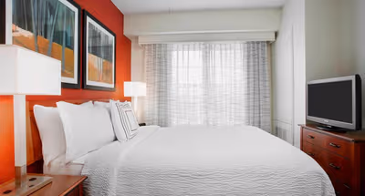 McConnor Pkwy Apart hotel