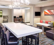 McConnor Pkwy Apart hotel