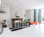 Upton House by Mia Partners