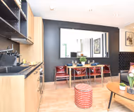 Charming Marais Retreat: Elegant Apartment Near Place des Vosges & Picasso Museum