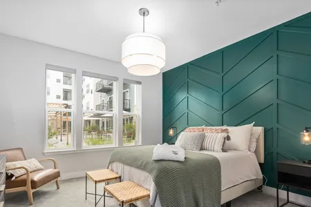 Ferry Rd Apartment