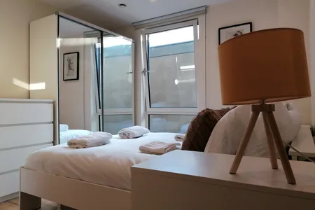 Canary Wharf Executive Apartment