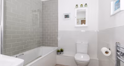 Bathroom - 1 bed apartment