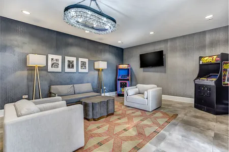 Station Blvd Apartment