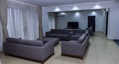 Ave De La Mission Two Bedroom Serviced Apartment