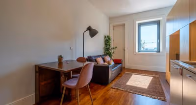Oporto Service Apartment