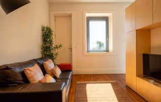 Oporto Service Apartment