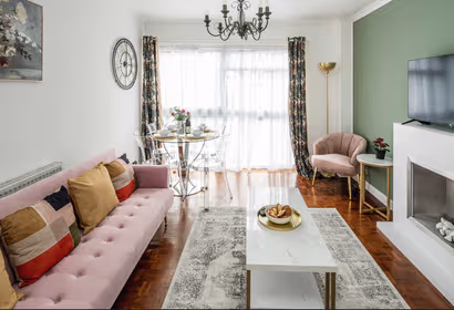 Le Chateau Apartment