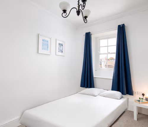 Central-Two Bed-Flat 3-Parking