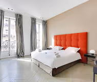 Chic apartment just steps from the Arc de Triomphe