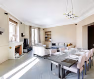 Chic apartment just steps from the Arc de Triomphe