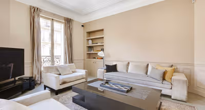 Chic apartment just steps from the Arc de Triomphe