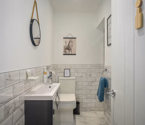 Stunning Cottage, Sleeps 7, Parking, Smart TV