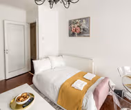 Le Chateau Apartment